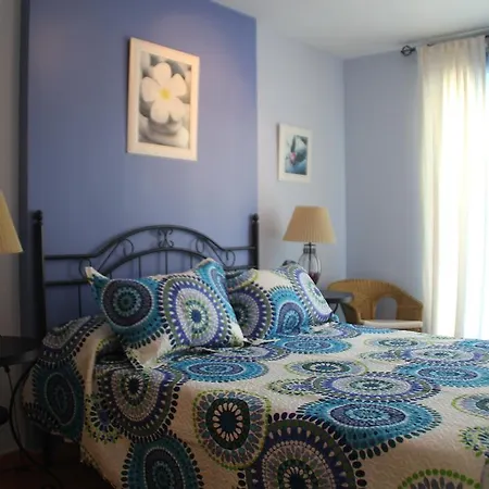 Zaguan Πανσιόν 3*